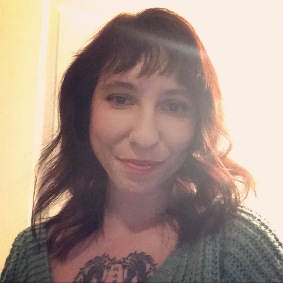 Meet the Posher - Picture 2 of 5